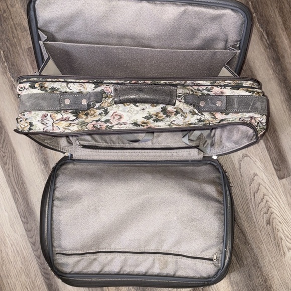 Floral Tapestry Suitcase - Picture 3 of 13